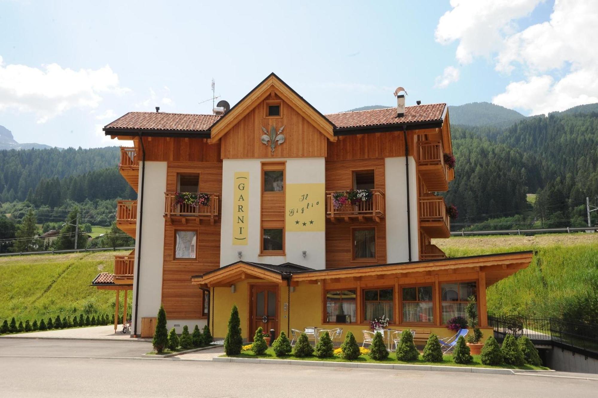 Residence Garni Il Giglio Commezzadura Bagian luar foto