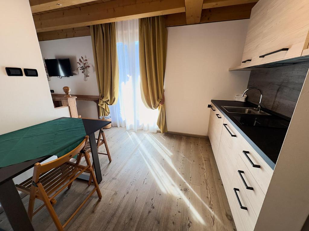 Residence Garni Il Giglio Commezzadura Bagian luar foto