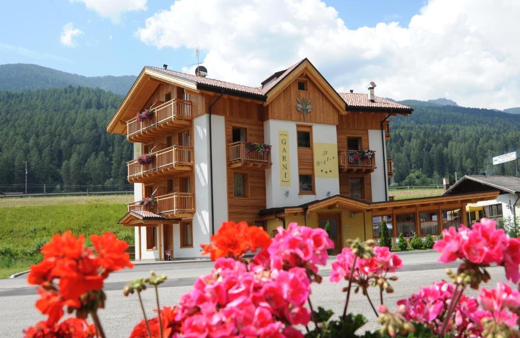 Residence Garni Il Giglio Commezzadura Bagian luar foto